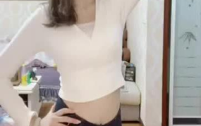 YY准直播小姐姐热舞,准小姐姐热舞燃爆现场，动感魅力无法抗拒